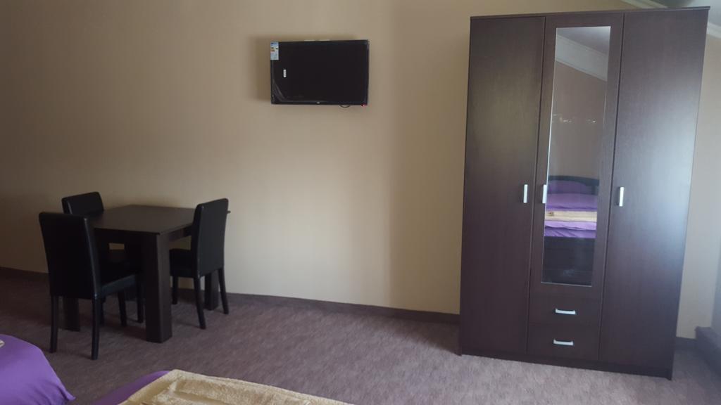 Inn Stefanija Subotica Bagian luar foto